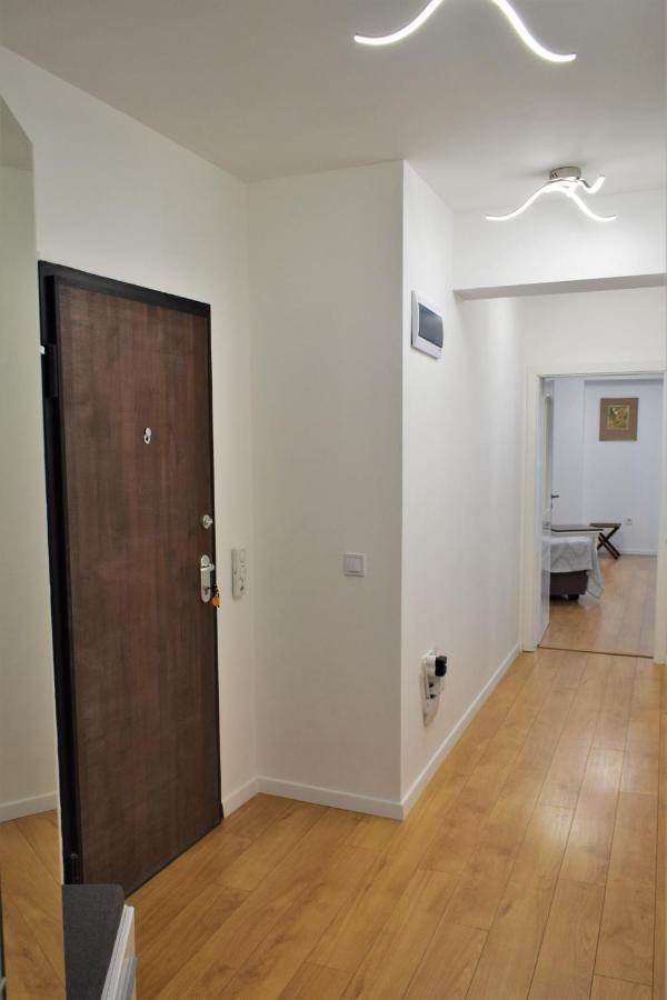 Top Center Apartment Gramophone With Private Parking Burgas Stad Buitenkant foto